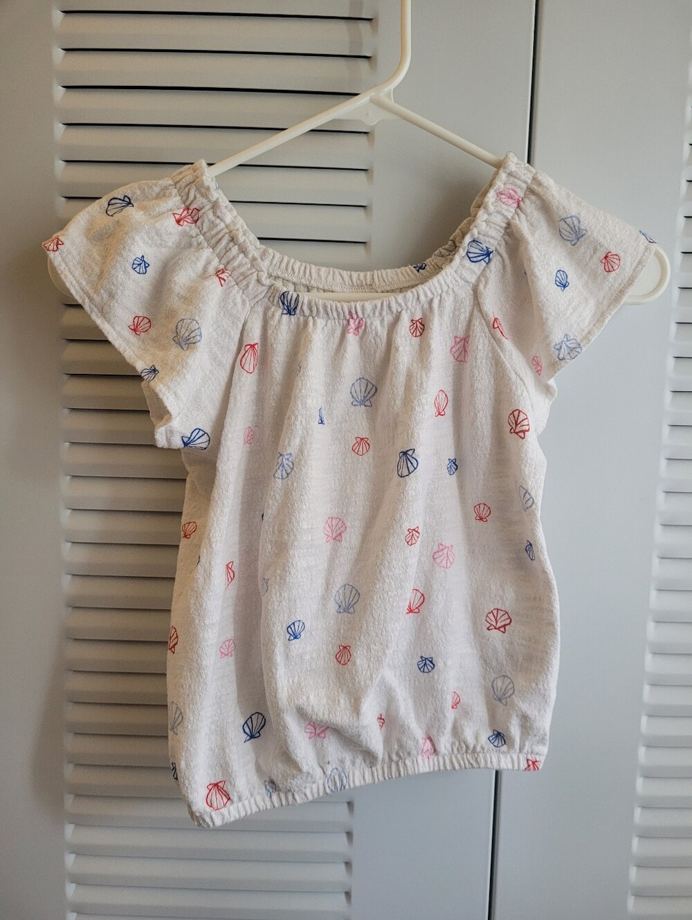 Cat & Jack White Girls Shell Print Peasant Top - Pink, Red, Blue